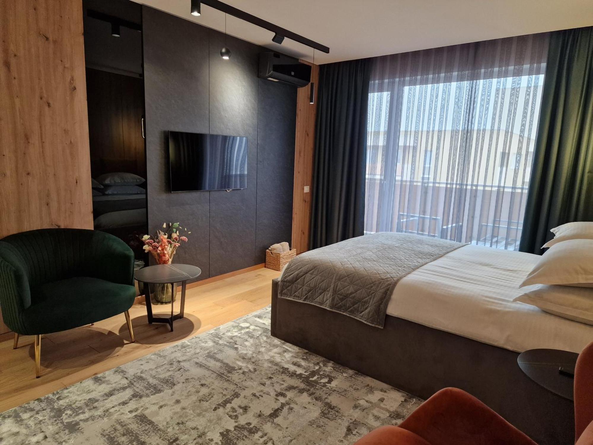 Ama By Melis Apartment Brasov Bagian luar foto